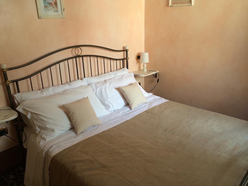 Relais Borgo Sul Mare Ospitalita Diffusa Silvi Paese Phòng bức ảnh
